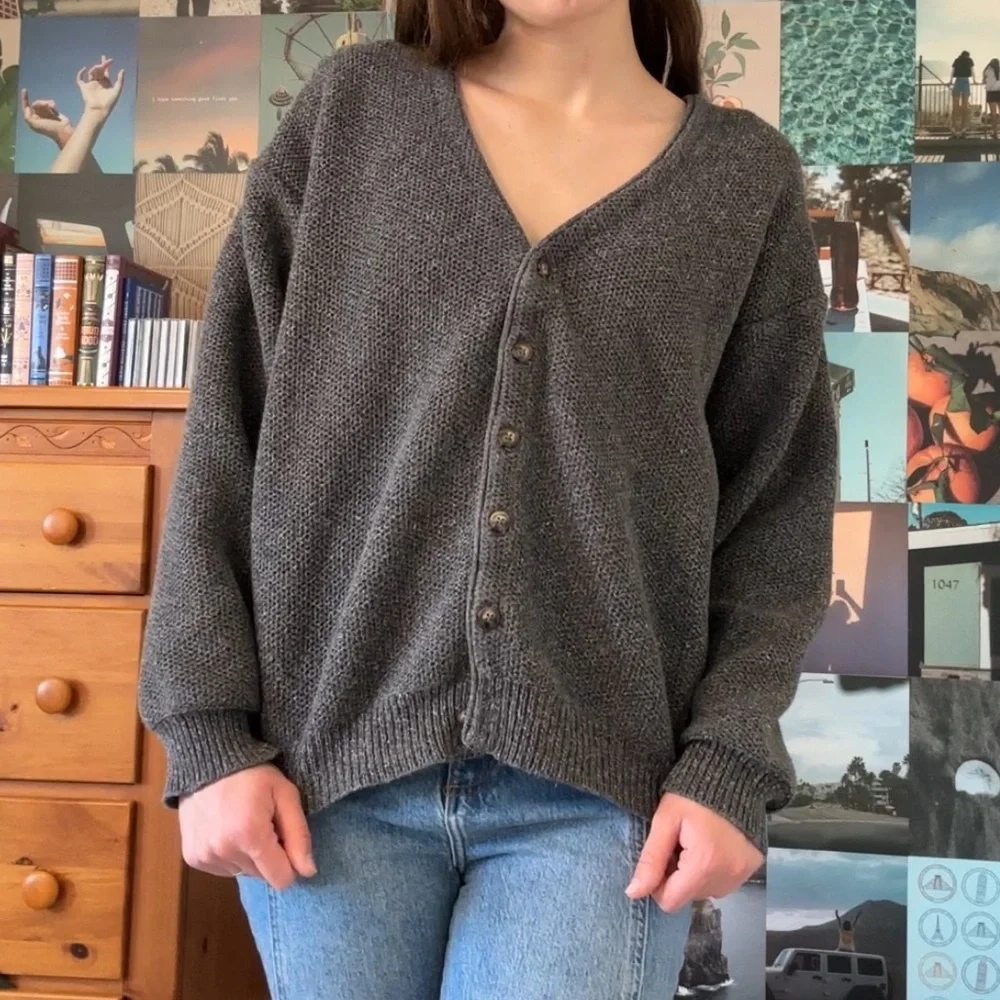 Vintage Grey Cotton Cardigan - Picture 2 of 8